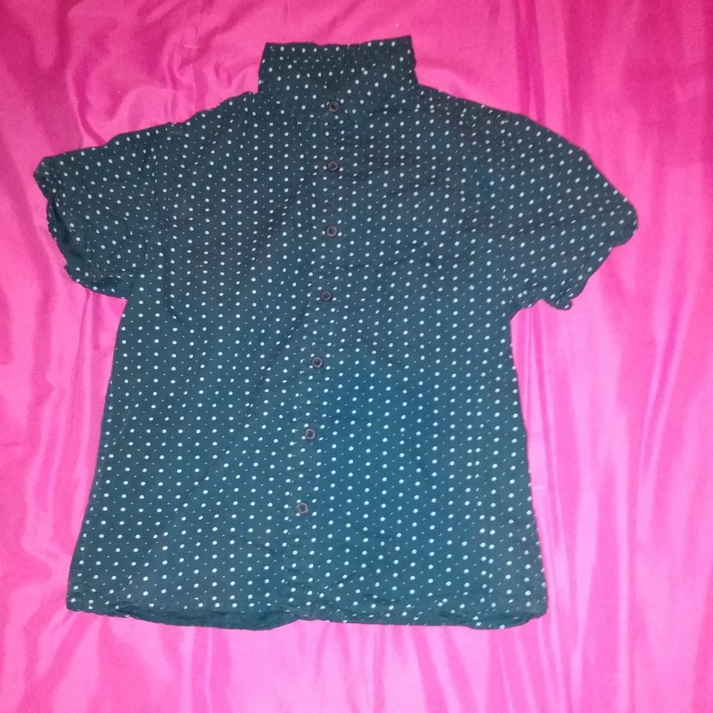 Level Ten Short Sleeve Dotted Button Down Shirt